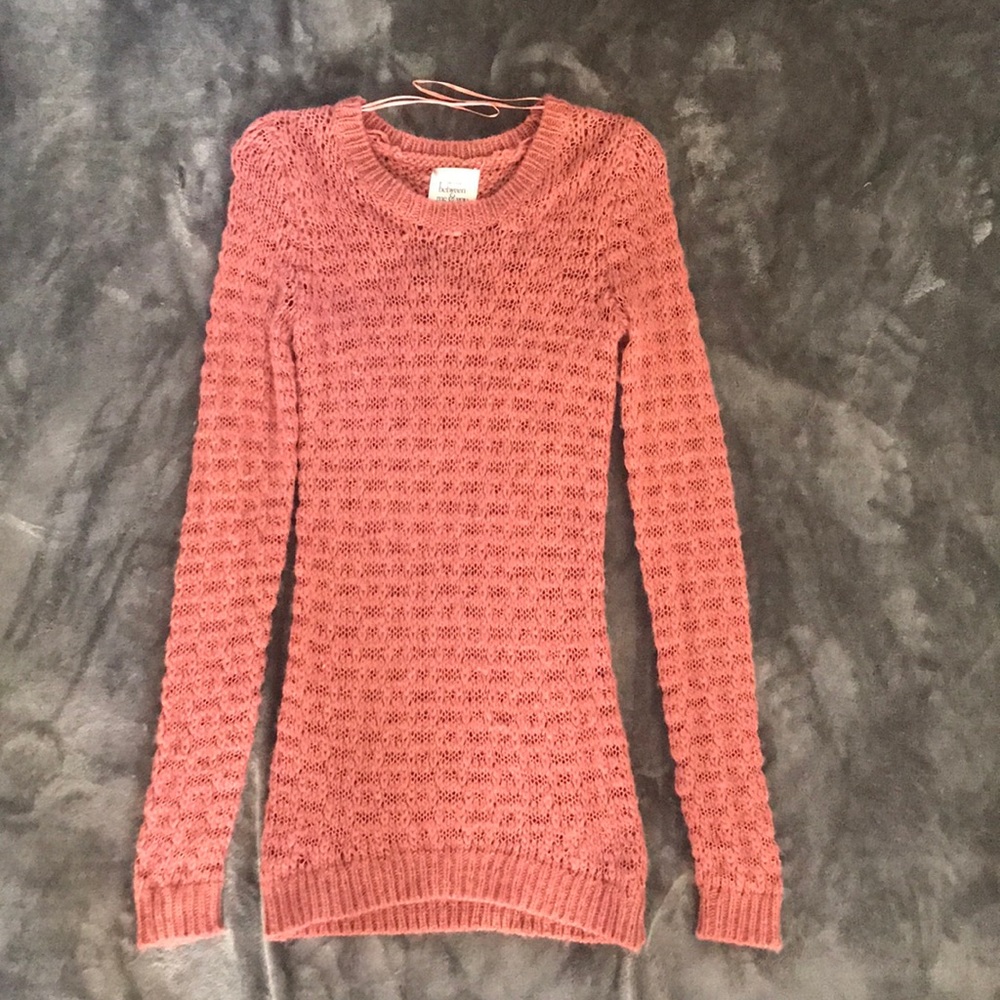 Salmon color sweater